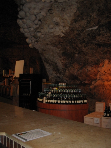 Пещера-погребок "Bailly Lapierre"