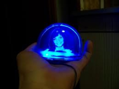 Прозрачная гравировка в шаре с подсветкой 150 грн.