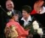 Жена Януковича сходила на балет в бриллиантах и огромном жемчуге 