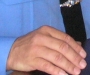 Маникюр Дяченко: длинный ноготь на руке главного милиционера области – признак масона или гитариста