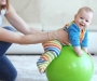 Сумским родителям: во что можно играть с грудничком
