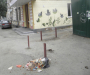 В центре Сум не убирают мусор